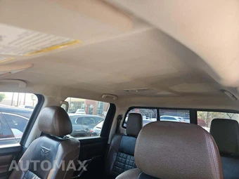 2019 Nissan TITAN Platinum Reserve Crew Cab Short Bed - miniatura 11