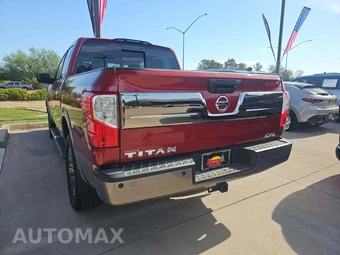 2019 Nissan TITAN Platinum Reserve Crew Cab Short Bed - miniatura 2