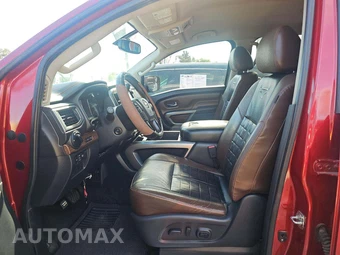 2019 Nissan TITAN Platinum Reserve Crew Cab Short Bed - miniatura 6