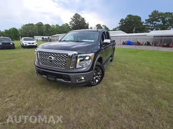 2019 Nissan TITAN Platinum Reserve Crew Cab Short Bed