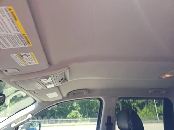 2019 Nissan TITAN PRO-4X Crew Cab Short Bed - miniatura 18