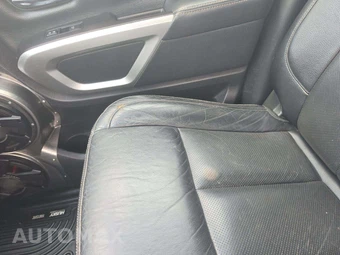 2019 Nissan TITAN PRO-4X Crew Cab Short Bed – miniatura 21