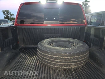 2019 Nissan TITAN S Crew Cab Short Bed - miniatura 16