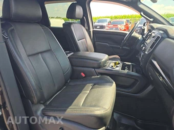 2019 Nissan TITAN SL Crew Cab Short Bed - miniatura 15