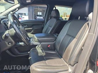 2019 Nissan TITAN SL Crew Cab Short Bed - miniatura 3