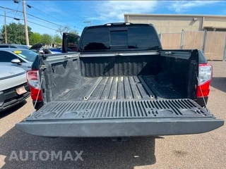 2019 Nissan TITAN SV Crew Cab Short Bed - miniatura 15