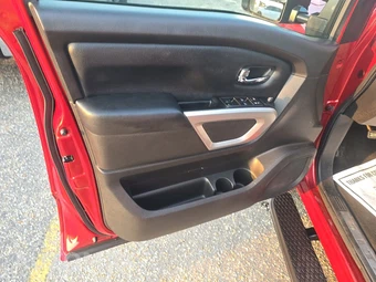 2019 Nissan TITAN SV Crew Cab Short Bed – miniatura 9