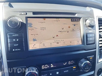 2019 Nissan TITAN SV Crew Cab Short Bed - miniatura 25