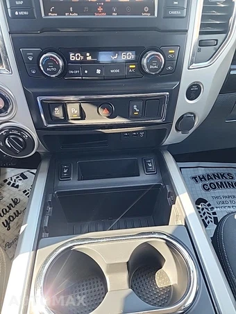 2019 Nissan TITAN SV Crew Cab Short Bed - miniatura 27