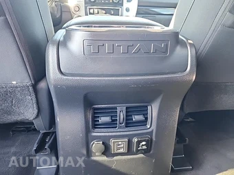 2019 Nissan TITAN SV Crew Cab Short Bed - miniatura 28