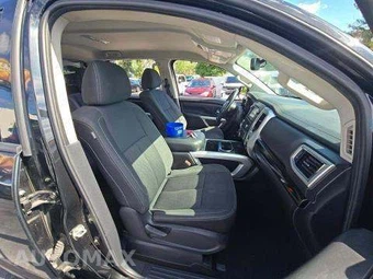 2019 Nissan TITAN SV Crew Cab Short Bed - miniatura 18