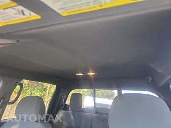 2019 Nissan TITAN SV Crew Cab Short Bed - miniatura 11