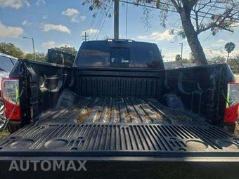 2019 Nissan TITAN SV Crew Cab Short Bed - miniatura 14