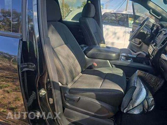 2019 Nissan TITAN SV Crew Cab Short Bed - miniatura 18