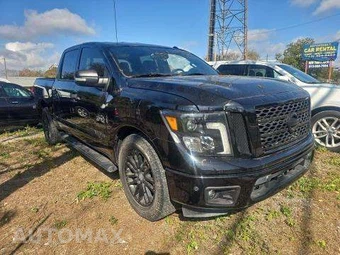 2019 Nissan TITAN SV Crew Cab Short Bed - miniatura 4