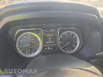 2019 Nissan TITAN SV Crew Cab Short Bed - miniatura 9