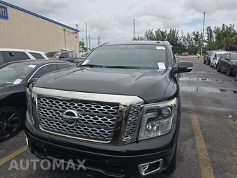 2019 Nissan TITAN SV Crew Cab Short Bed - miniatura 2