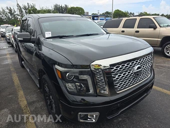 2019 Nissan TITAN SV Crew Cab Short Bed - miniatura 3