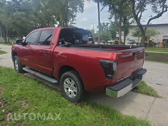 2019 Nissan TITAN SV Crew Cab Short Bed - miniatura 6