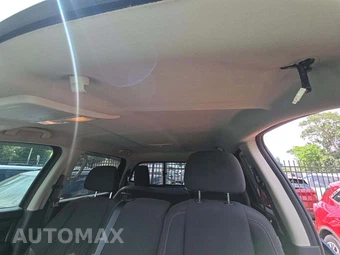 2019 Nissan TITAN SV Crew Cab Short Bed - miniatura 11