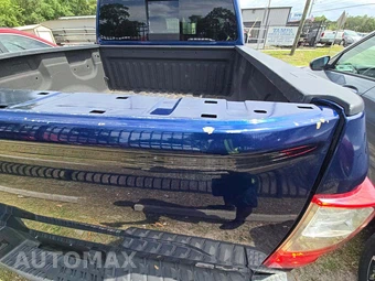 2019 Nissan TITAN SV Crew Cab Short Bed - miniatura 25