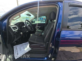 2019 Nissan TITAN SV Crew Cab Short Bed - miniatura 6