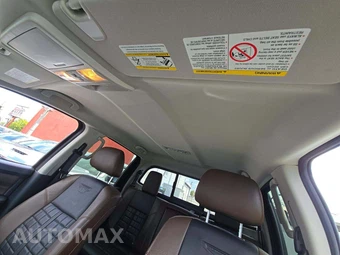2019 Nissan TITAN XD Platinum Reserve Crew Cab Medium Bed – miniatura 11