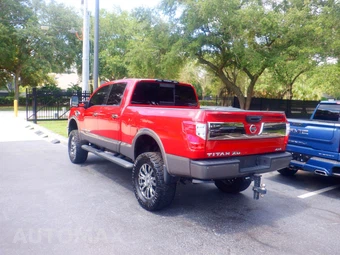 2019 Nissan TITAN XD Platinum Reserve Crew Cab Medium Bed - miniatura 16