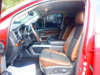 2019 Nissan TITAN XD Platinum Reserve Crew Cab Medium Bed - miniatura 5