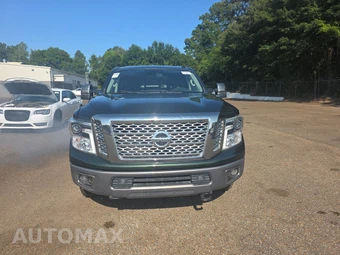 2019 Nissan TITAN XD Platinum Reserve Crew Cab Medium Bed - miniatura 2