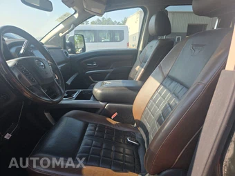 2019 Nissan TITAN XD Platinum Reserve Crew Cab Medium Bed - miniatura 7
