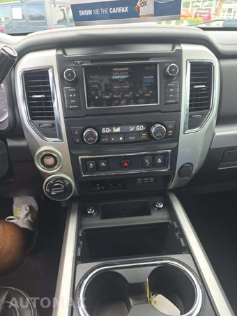 2019 Nissan TITAN XD PRO-4X Crew Cab Medium Bed – miniatura 10