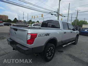 2019 Nissan TITAN XD PRO-4X Crew Cab Medium Bed – miniatura 3