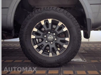 2019 Nissan TITAN XD PRO-4X Crew Cab Short Bed – miniatura 12