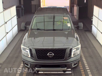 2019 Nissan TITAN XD PRO-4X Crew Cab Short Bed – miniatura 2