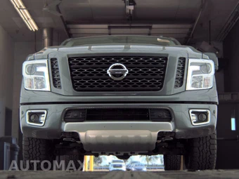 2019 Nissan TITAN XD PRO-4X Crew Cab Short Bed – miniatura 3