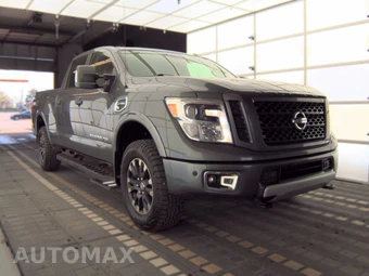 2019 Nissan TITAN XD PRO-4X Crew Cab Short Bed – miniatura 4