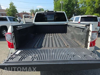 2019 Nissan TITAN XD SL Crew Cab Medium Bed – miniatura 11