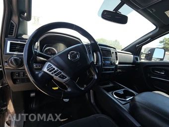 2019 Nissan TITAN XD SV Crew Cab Medium Bed - miniatura 11