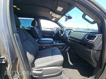 2019 Nissan TITAN XD SV Crew Cab Medium Bed - miniatura 8