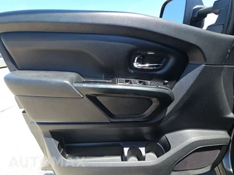 2019 Nissan TITAN XD SV Crew Cab Medium Bed - miniatura 9