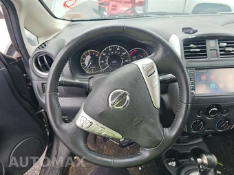 2019 Nissan Versa Note SV - miniatura 10