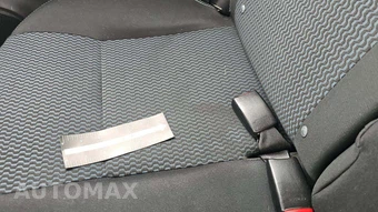 2019 Nissan Versa Note SV - miniatura 27