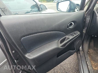 2019 Nissan Versa Note SV - miniatura 9