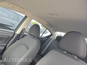 2019 Nissan Versa Sedan S Plus - miniatura 18