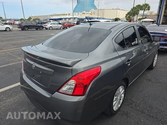 2019 Nissan Versa Sedan S Plus - miniatura 4