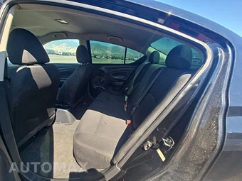 2019 Nissan Versa Sedan S Plus - miniatura 13