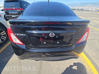 2019 Nissan Versa Sedan S Plus - miniatura 5