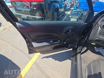 2019 Nissan Versa Sedan S Plus - miniatura 9