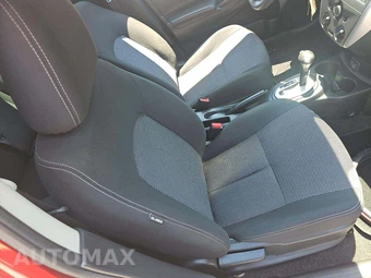 2019 Nissan Versa Sedan SV – miniatura 15